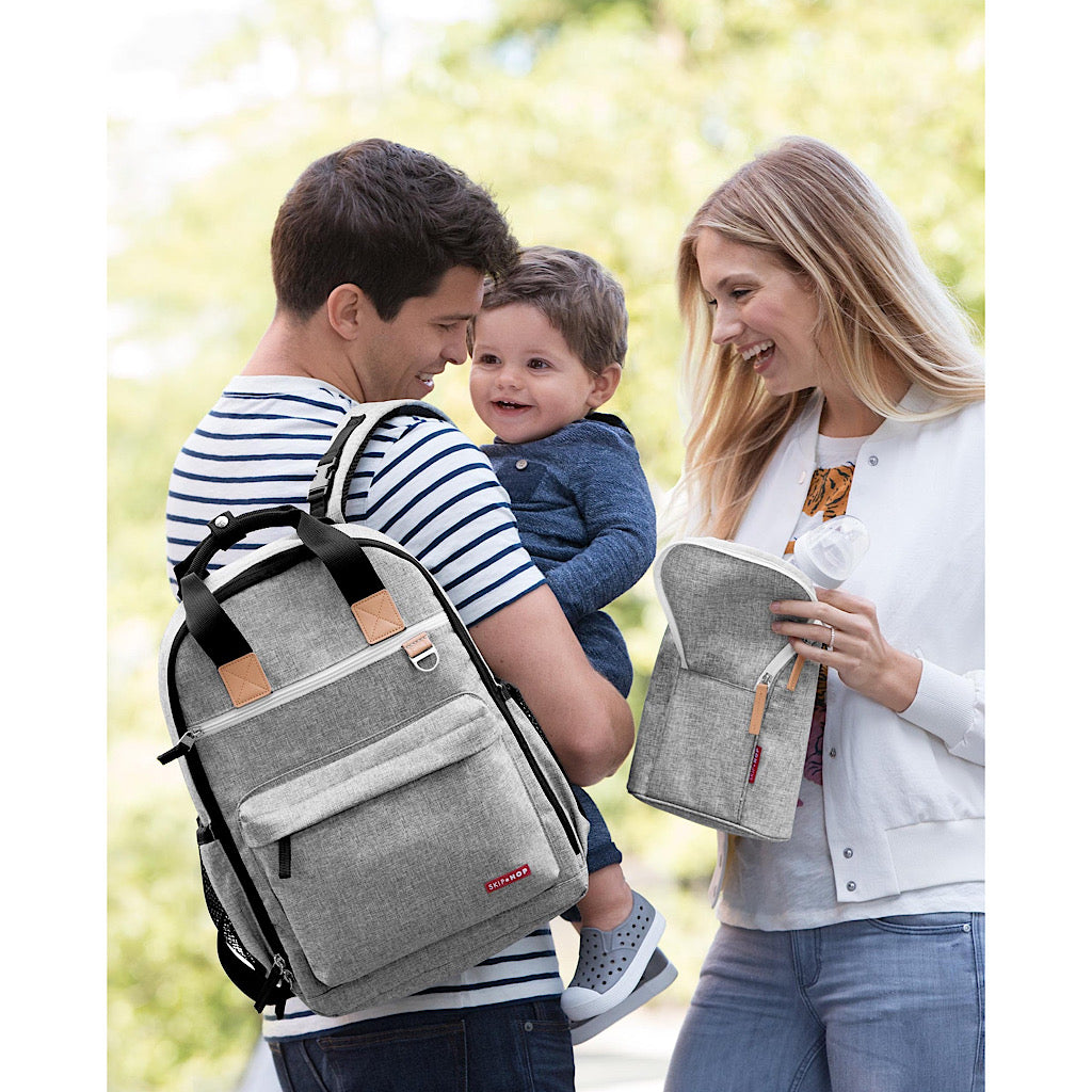 Mochila porta biberón doble Skip Hop gris - JORHELITOS - JORHELITOS
